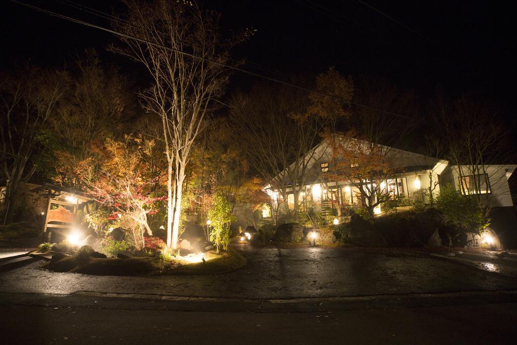Yufuin Ryokuyu Hotel Buitenkant foto