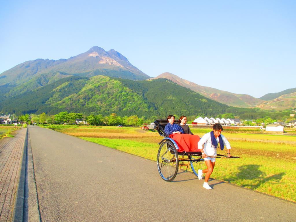 Yufuin Ryokuyu Hotel Buitenkant foto