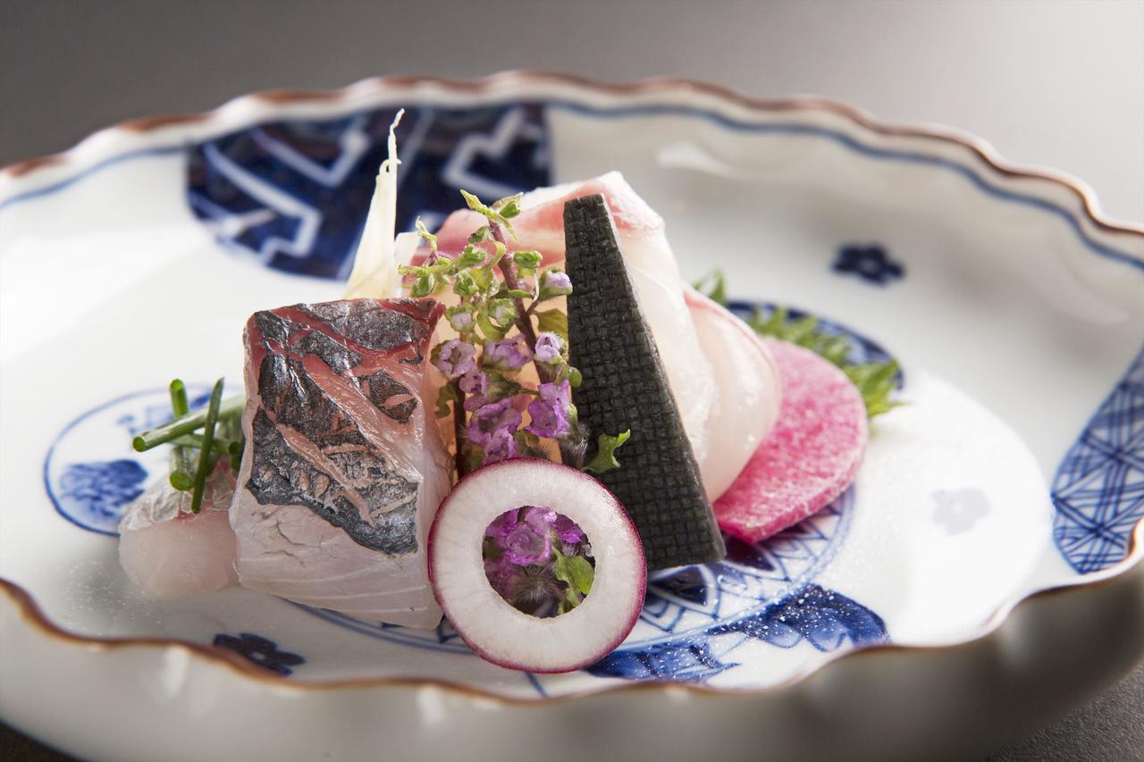 Yufuin Ryokuyu Hotel Buitenkant foto