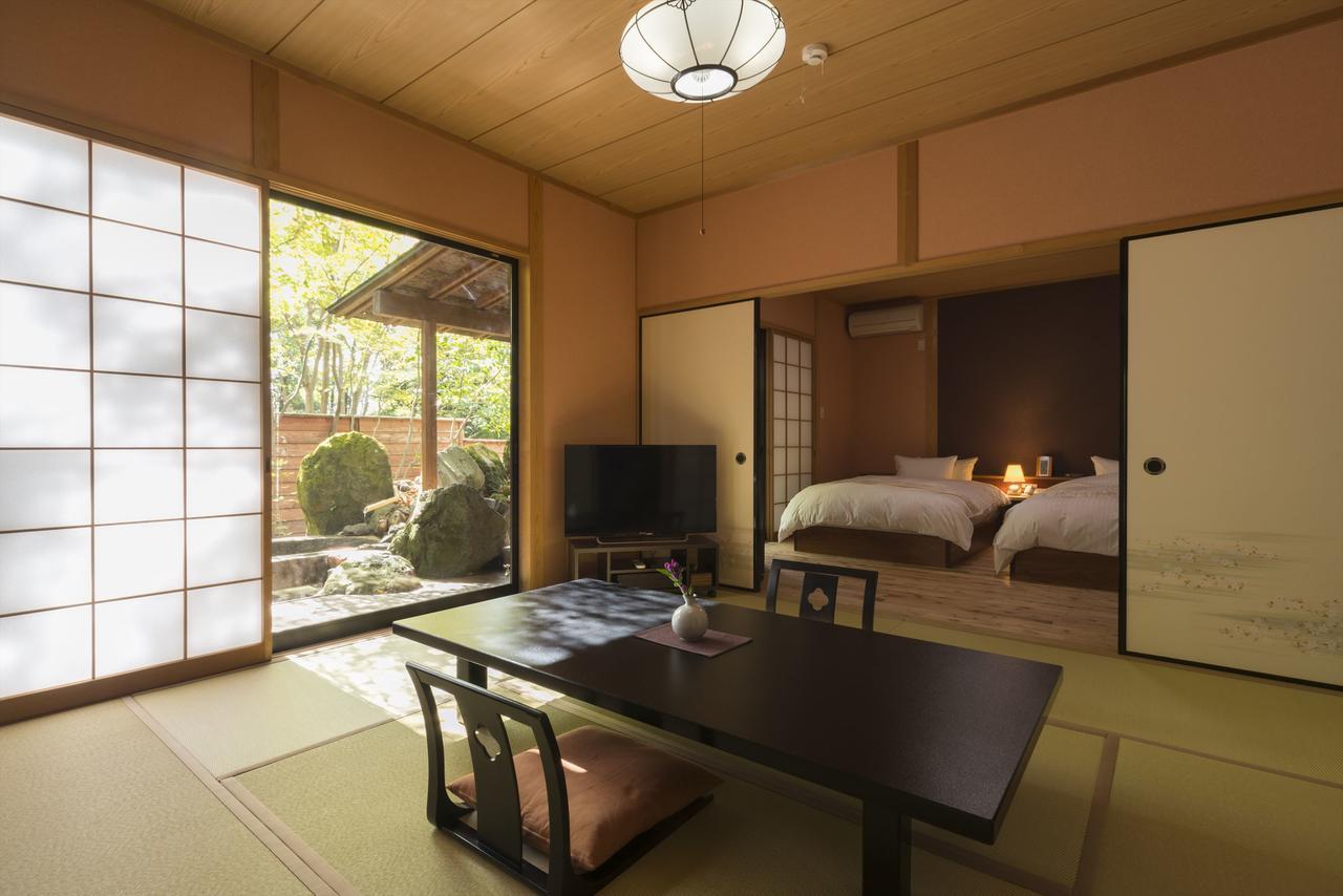 Yufuin Ryokuyu Hotel Buitenkant foto
